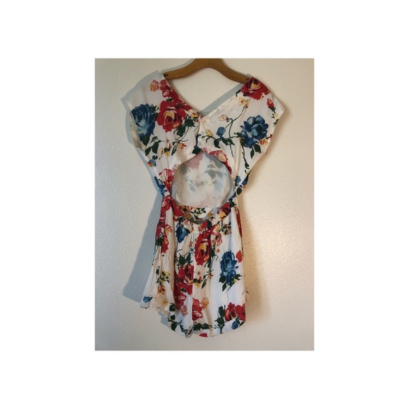 Floral romper - Picture 2 of 4